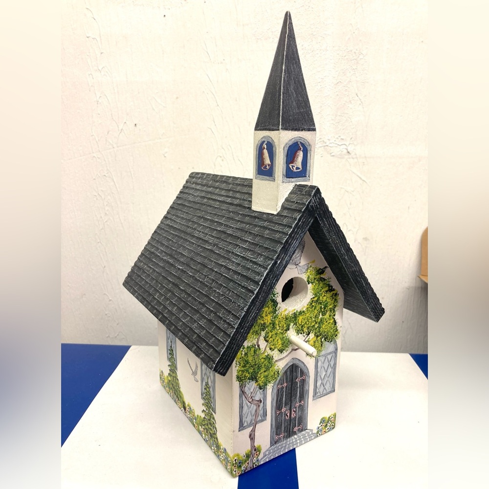 Hand Painted wood birdhouse, finely detailed, textured roof, 1” opening